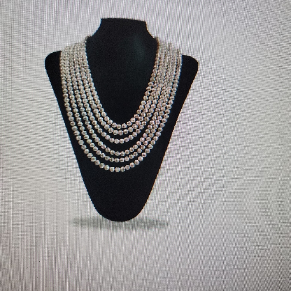 Vanilla 600 Pearl Necklace